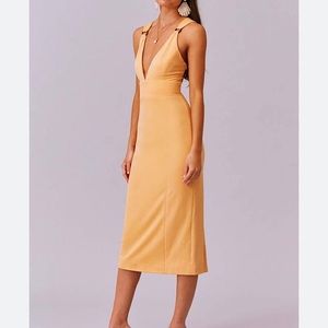 NEW NWT Finders Keepers Effy Brushed-Finish Midi Dress
